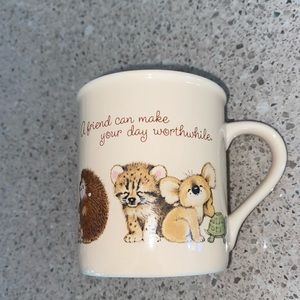VINTAGE 1983 HALLMARK FRIENDSHIP MUG BABY ANIMALS MUG MATES MADE IN JAPAN